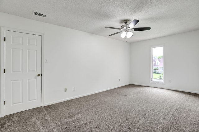 1039 AUTUMN OAKS CIR, Collierville, TN 38017