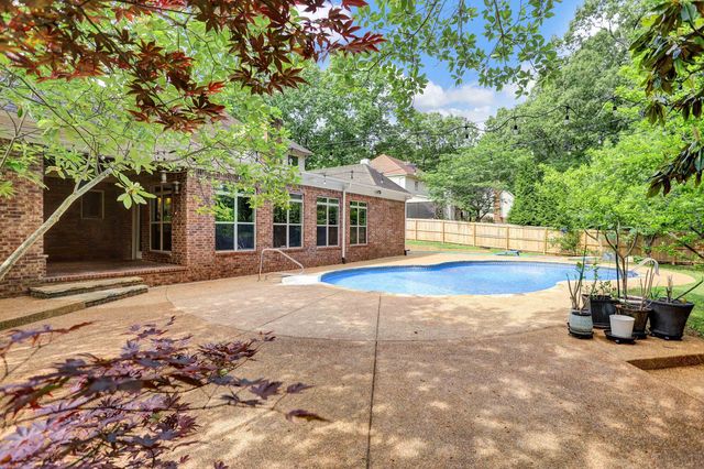 1039 AUTUMN OAKS CIR, Collierville, TN 38017