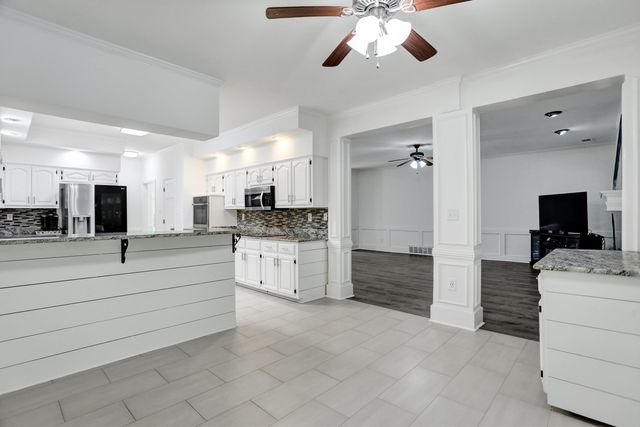 1039 AUTUMN OAKS CIR, Collierville, TN 38017