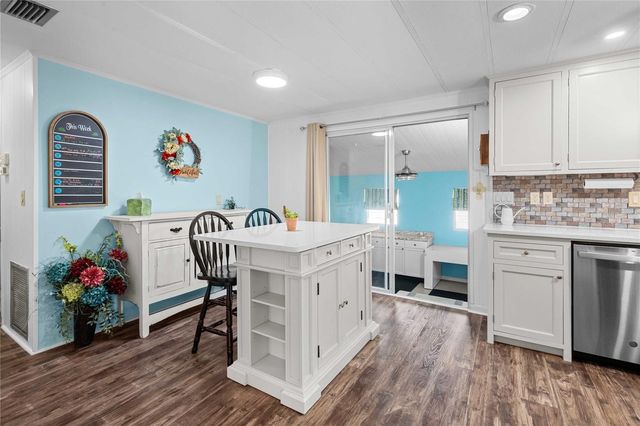 36701 GRACE AVENUE, Zephyrhills, FL 33542