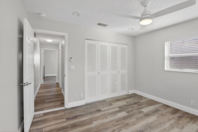 8845 NW 14th Street, Plantation, FL 33322