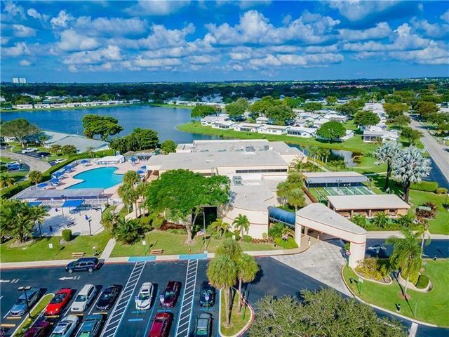 8845 NW 14th Street, Plantation, FL 33322