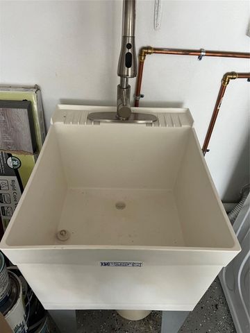 8845 NW 14th Street, Plantation, FL 33322