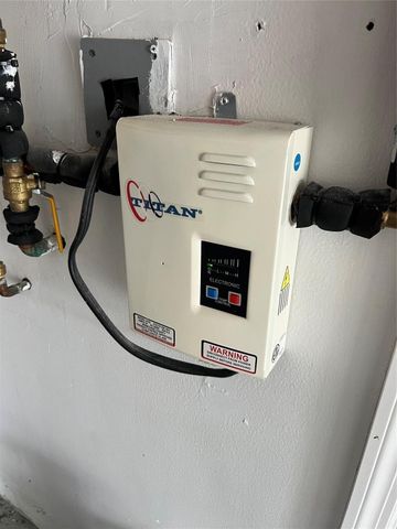 8845 NW 14th Street, Plantation, FL 33322