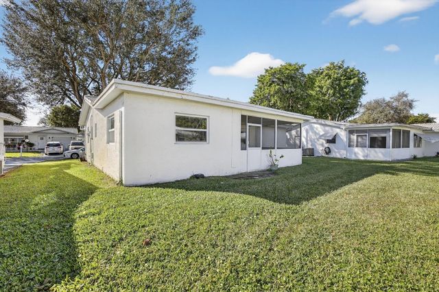 8845 NW 14th Street, Plantation, FL 33322