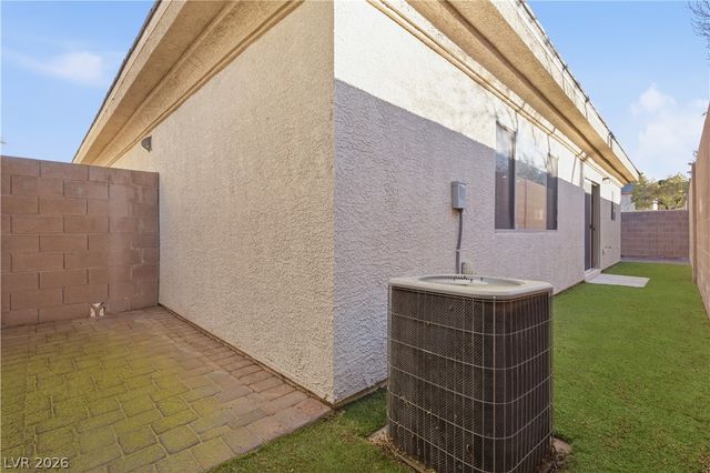 7383 Lionheart Street, Las Vegas, NV 89123