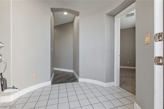 7383 Lionheart Street, Las Vegas, NV 89123