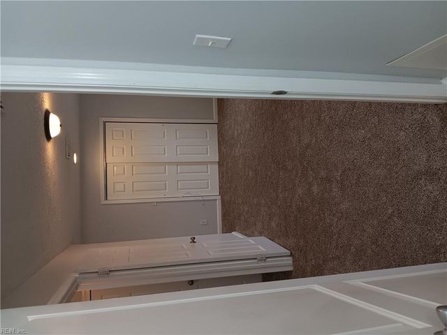 11 Haley DR, Hampton, VA 23661