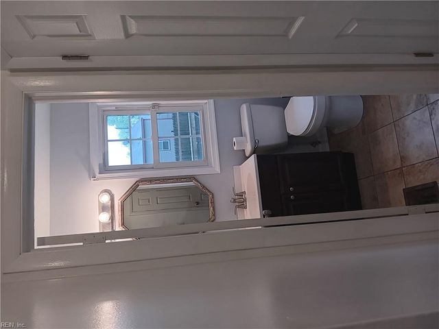 11 Haley DR, Hampton, VA 23661