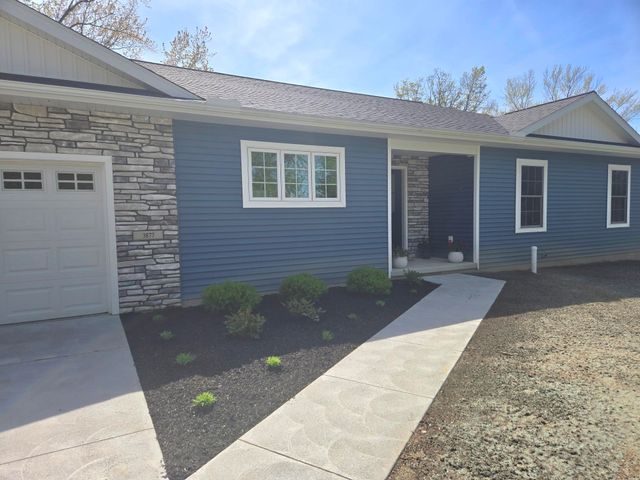 3877 AMIDON Drive, Harborcreek, PA 16421