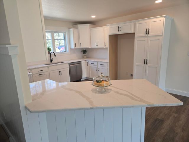 3877 AMIDON Drive, Harborcreek, PA 16421