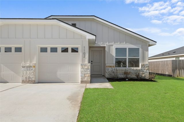 1102 College Avenue, Troy, TX 76579