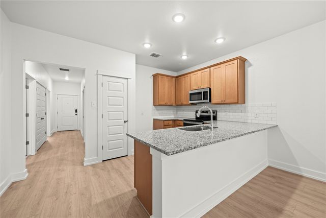 1102 College Avenue, Troy, TX 76579