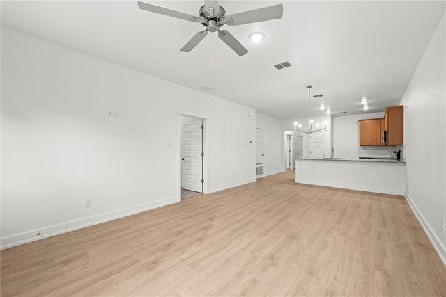 1102 College Avenue, Troy, TX 76579