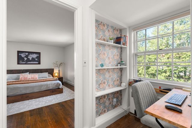 633 Boston Post Rd, Weston, MA 02493