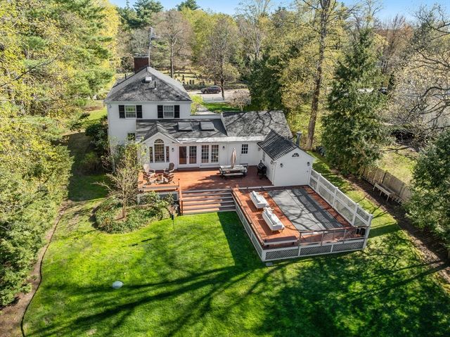 633 Boston Post Rd, Weston, MA 02493