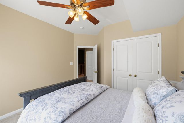 8013 CRESCENT PARK DR, Gainesville, VA 20155
