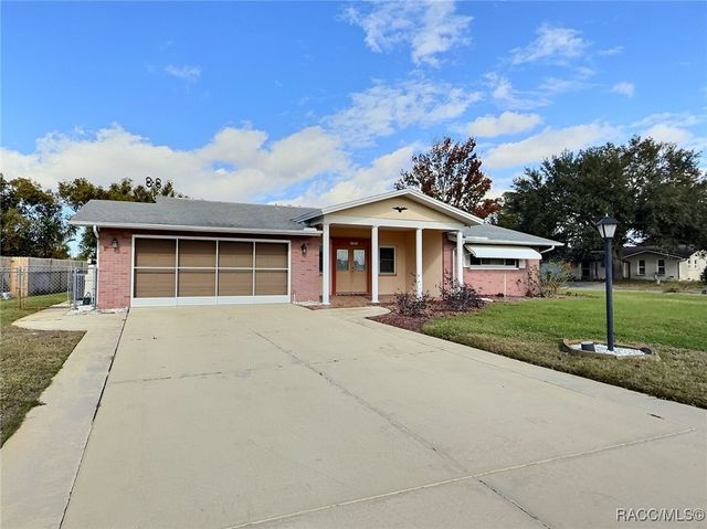 7707 Briarwood Drive, Port Richey, FL 34668