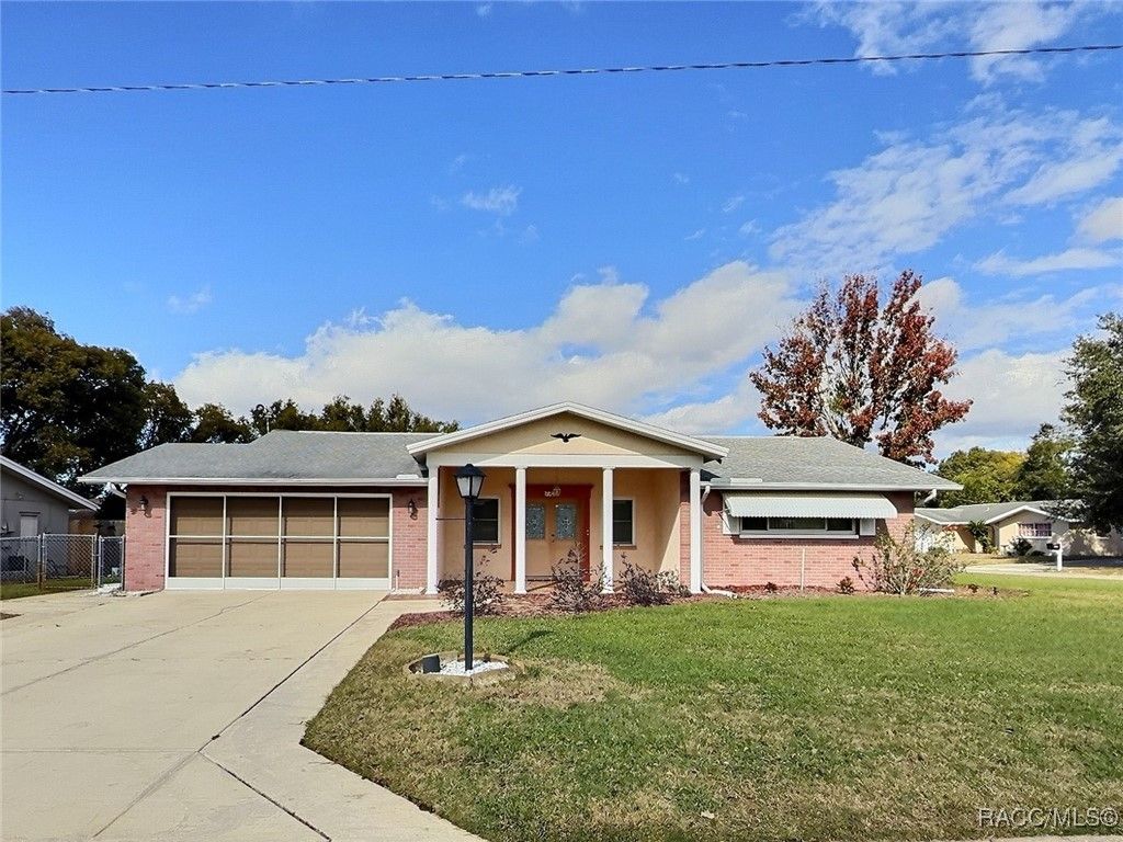 7707 Briarwood Drive, Port Richey, FL 34668