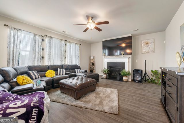 1840 Pearson Street, Loganville, GA 30052