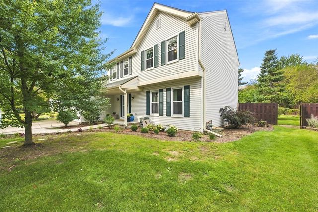 626 Highbury Lane, Geneva, IL 60134