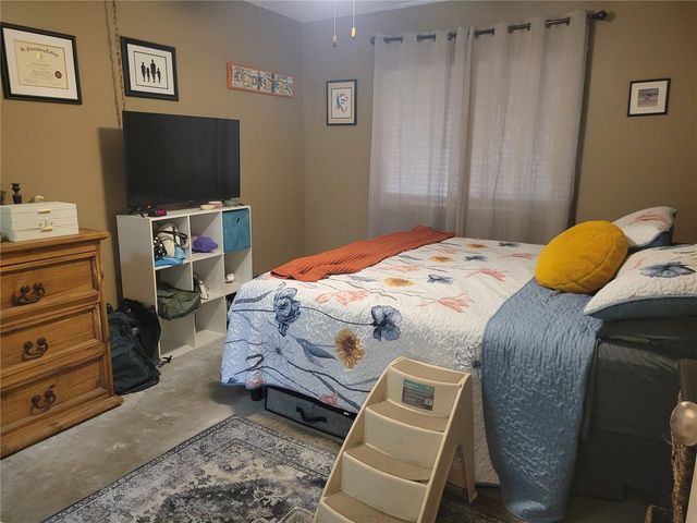 9321 91ST STREET, Seminole, FL 33777