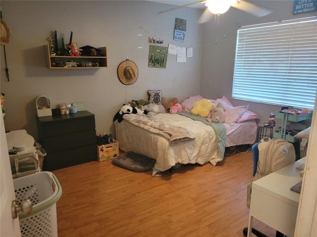 9321 91ST STREET, Seminole, FL 33777
