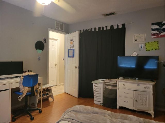 9321 91ST STREET, Seminole, FL 33777