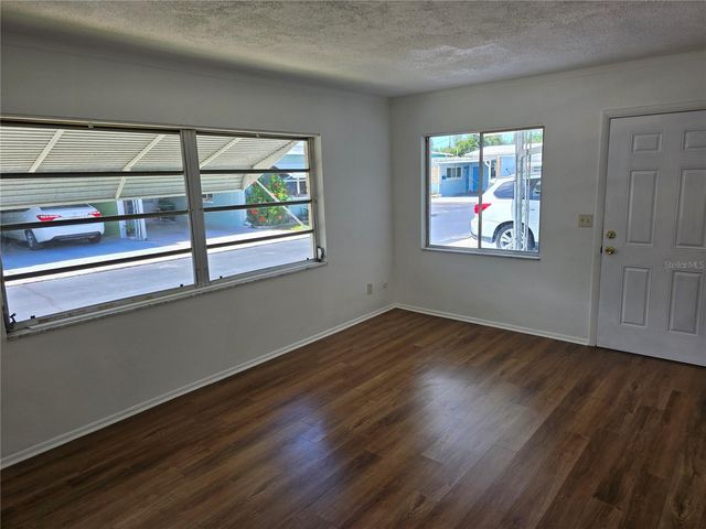 250 ROSERY ROAD NW 275, Largo, FL 33770