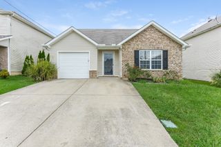 223 Quiet Ln, La Vergne, TN 37086