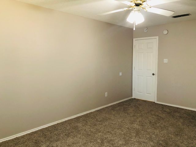 6112 6th Street, Lubbock, TX 79416