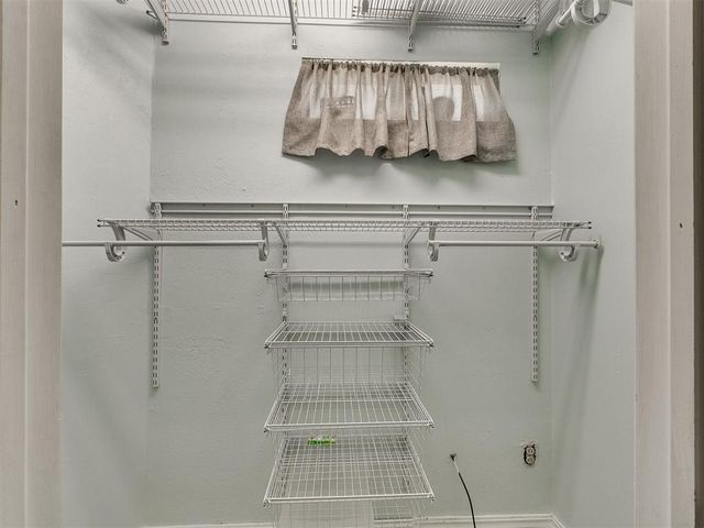 17826 240th Street, Washington, OK 73093