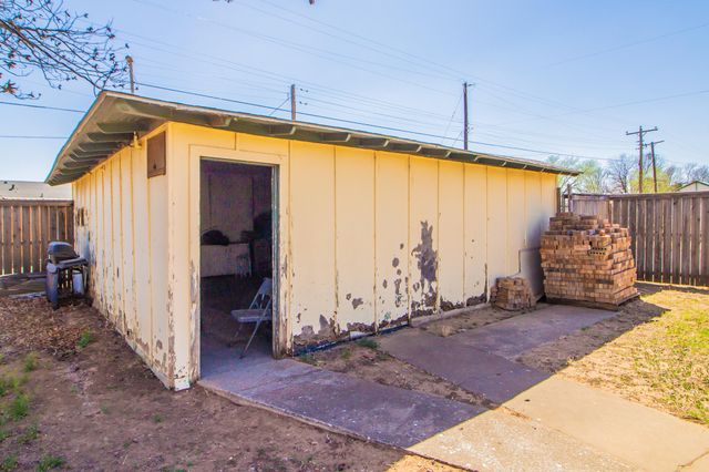 3215 Itasca Street, Lubbock, TX 79415
