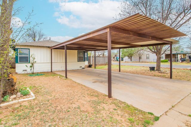 3215 Itasca Street, Lubbock, TX 79415