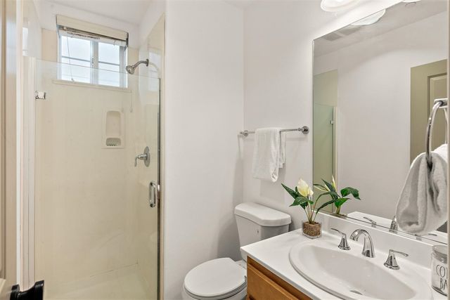 40203 Antigua Rose Ter, Fremont, CA 94538