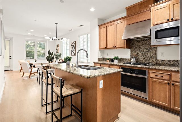 40203 Antigua Rose Ter, Fremont, CA 94538