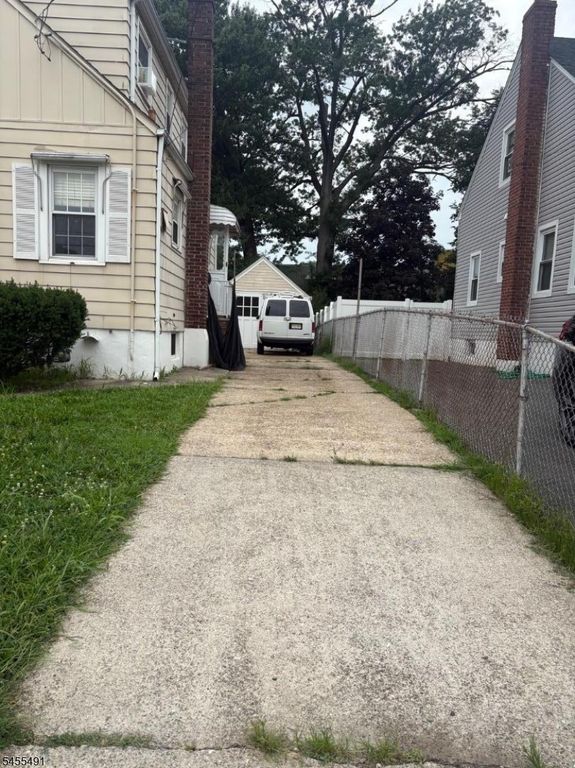 411 Grant St, Linden City, NJ 07036 — photo 2