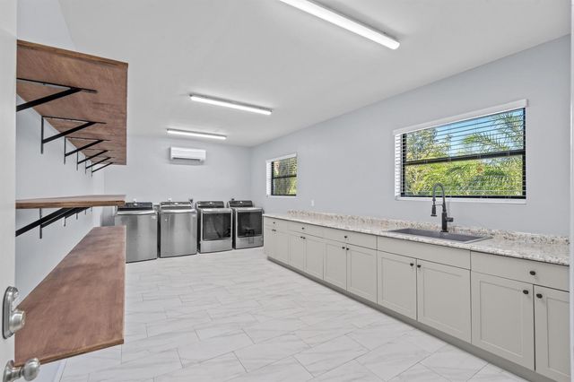 5656 South Shore Boulevard, Wellington, FL 33449