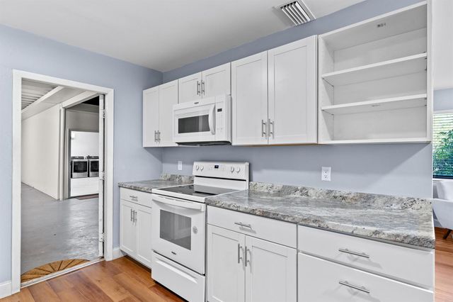 5656 South Shore Boulevard, Wellington, FL 33449