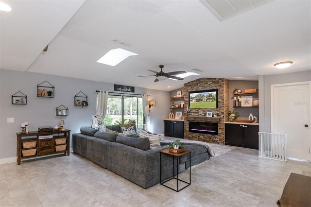 3745 THORNBUSH LANE, New Port Richey, FL 34655