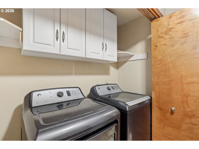 12031 Se 104TH Ct, Happy Valley, OR 97086