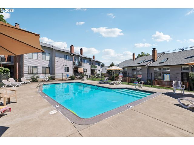 12031 Se 104TH Ct, Happy Valley, OR 97086