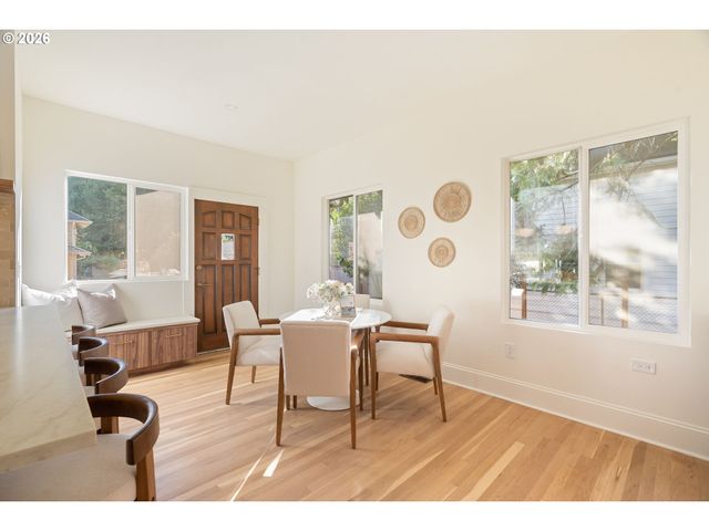 2625 Ne 18TH Ave, Portland, OR 97212