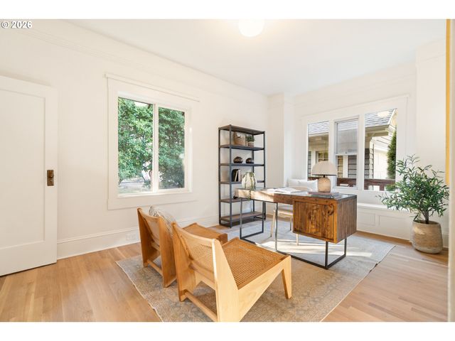 2625 Ne 18TH Ave, Portland, OR 97212