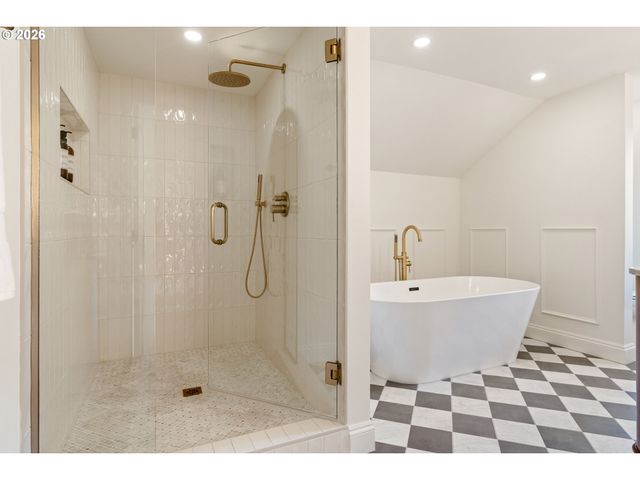 2625 Ne 18TH Ave, Portland, OR 97212