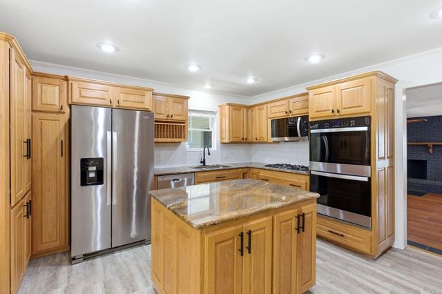 412 A Ave, Benton, AR 72015