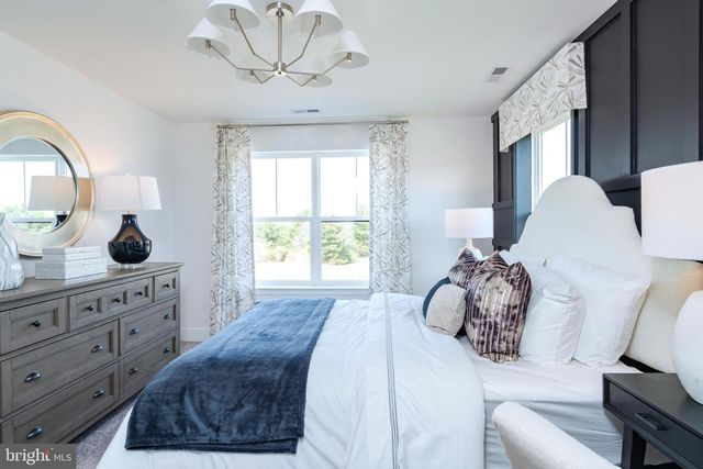 123 JOHN VANZANDT DR, Titusville, NJ 08560