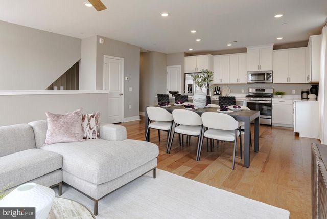 123 JOHN VANZANDT DR, Titusville, NJ 08560