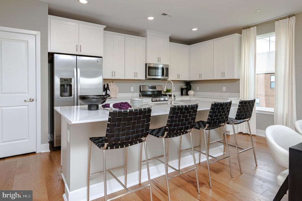 123 JOHN VANZANDT DR, Titusville, NJ 08560