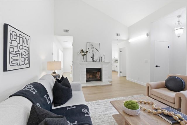 22652 Silver Oak Lane, Cupertino, CA 95014